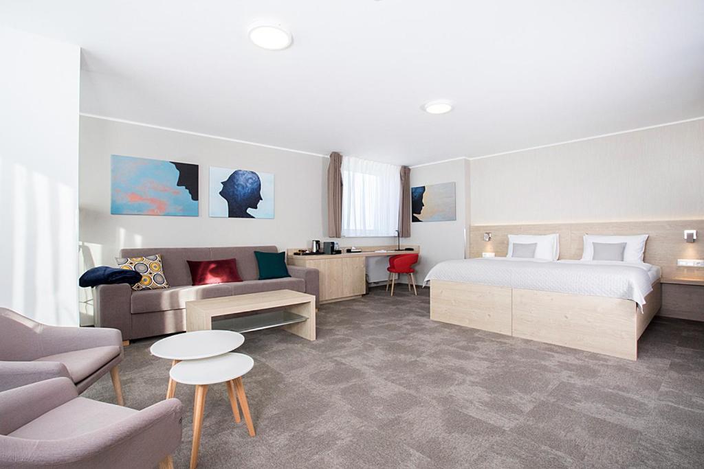 Restart Superior Hotel